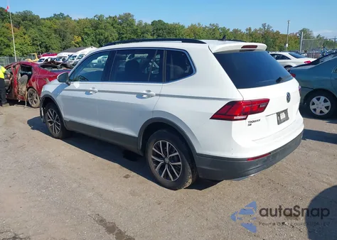 2019 Volkswagen Tiguan 2.0T Se/2.0T Sel/2.0T Sel R-Line/2.0T Sel R-Line Black из США, поврежденный, VIN 3VV2B7AX7KM051326